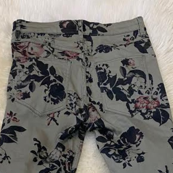NEW H&M Skinny Regular High Rise Ripped Jeans Skull & Floral Print Khaki Green - Picture 5 of 7